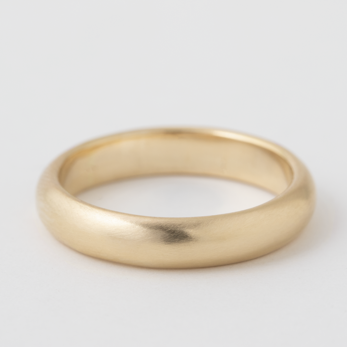 4mm Domed Smooth Solid Band - 14k Yellow Gold Default Title Unisex Rings 193c01b7e1d2343718b6d3438247aa22c5f29c3f9fca62d9de87899aa6caefe3