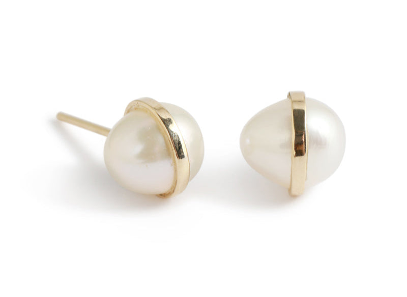 Bezel Wrapped Pearl Stud Earrings gold Earrings 756A1404
