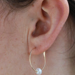 7/8 Inch Single Pearl Hoop Earrings Earrings 756A5554_68ee928d-2877-4eae-85fb-badc0036fcc1