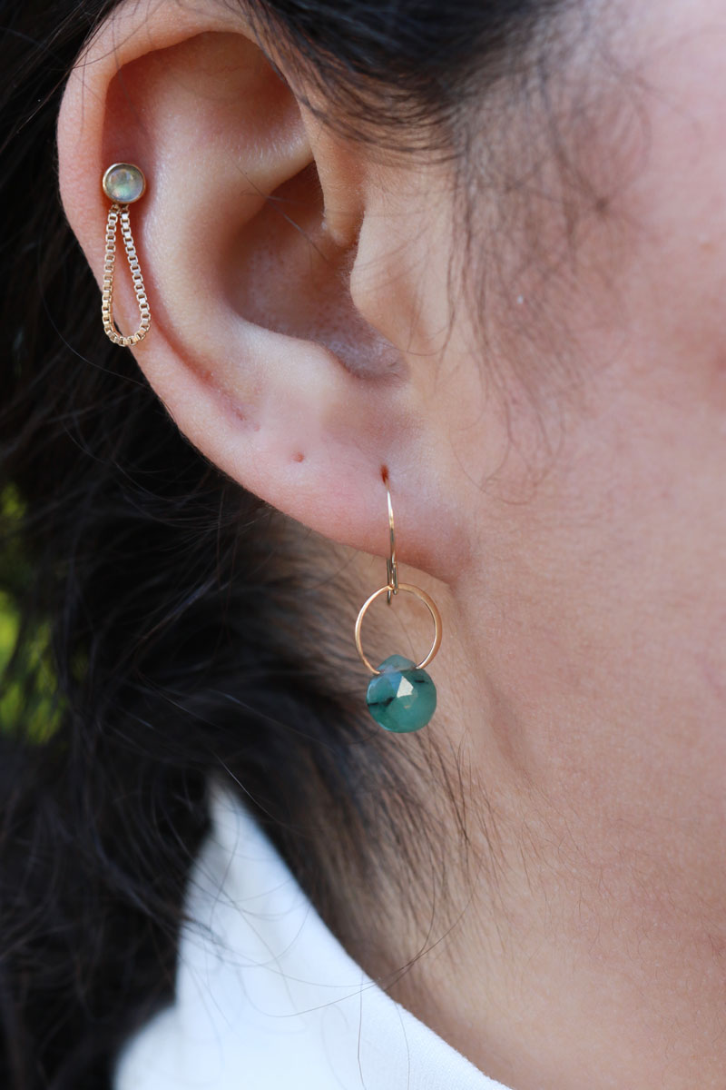 Emerald Single Drop Earrings EARRINGS E2255gem-onmod_c0559e8f-9592-4ea4-9fea-7d719d0fcd12