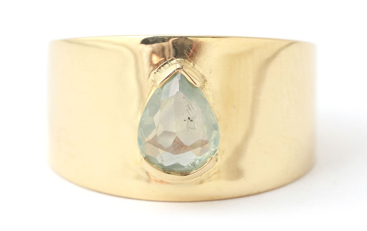 Pale Green Sapphire Cigar Band Ring Rings OFK4406-ecom