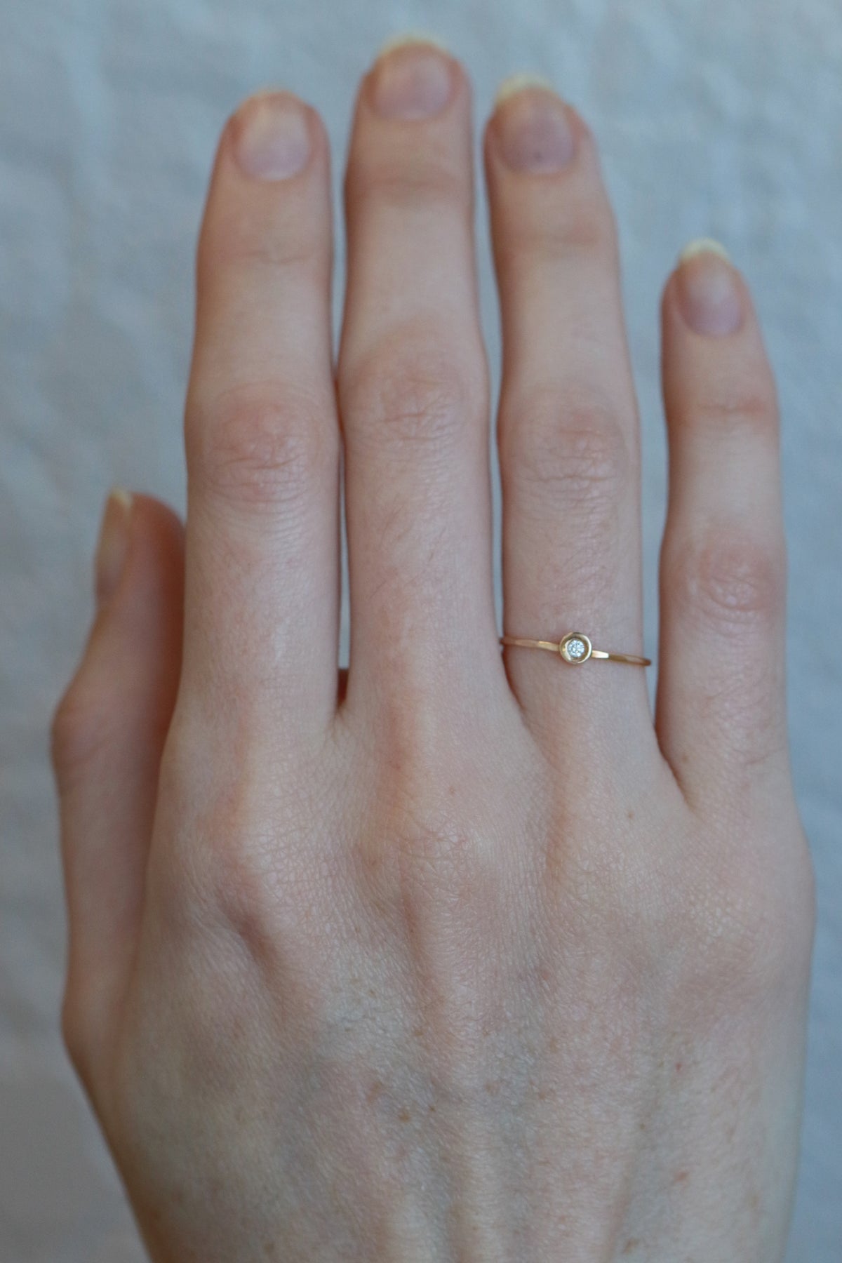 Solo White Diamond Ring Stock Ring 756A3639_c88d5068-98b5-4b6a-8028-b8e137d24c7e