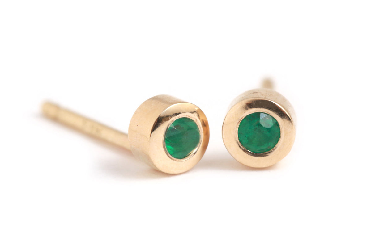 Customizable Gemstone Stud Earrings Emerald Earrings E2826EM