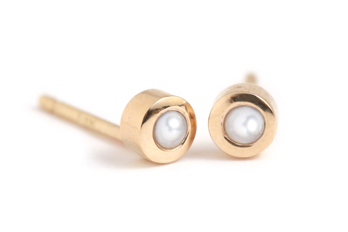 Customizable Gemstone Stud Earrings Pearl Earrings E2826PRL