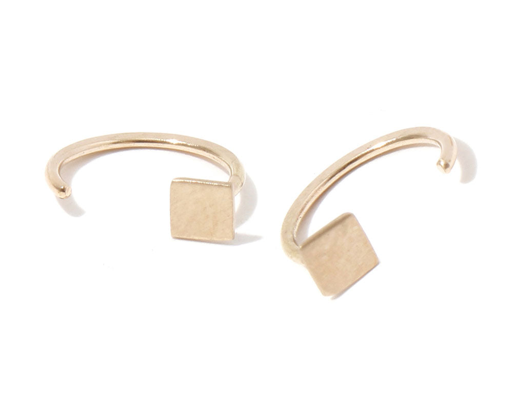 Solid Square Hug Earrings EARRINGS e2415-main