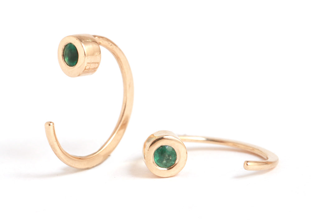 Black Diamond hug earrings EARRINGS e2681gnapem
